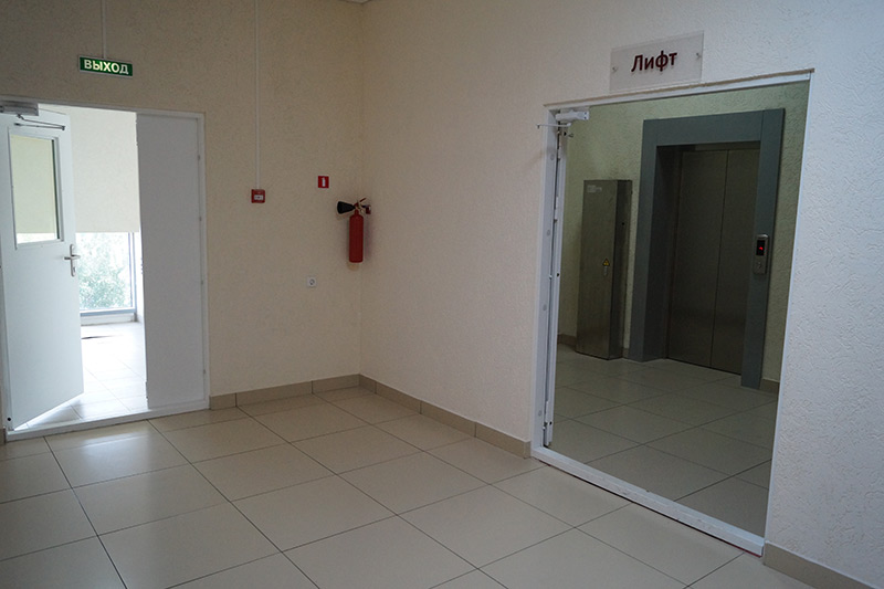 Файл:Зыряновская 63 (5 этаж, блок Б) (2).jpg