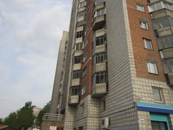 Файл:Красный проспект 100.jpg