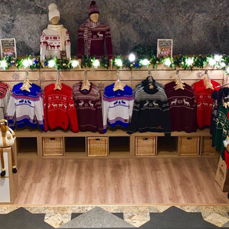 Файл:Бабушка вяжет 3.jpg