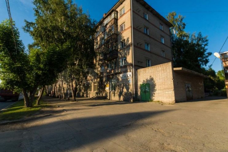 Файл:Жуковского 111.jpg