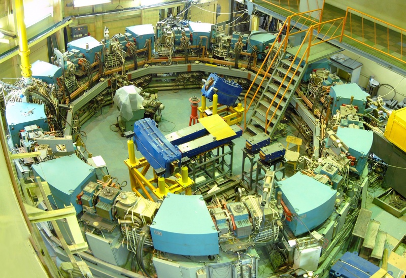 Файл:BEP 900 MeV.jpg