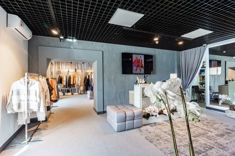 Файл:She & He 4.jpg