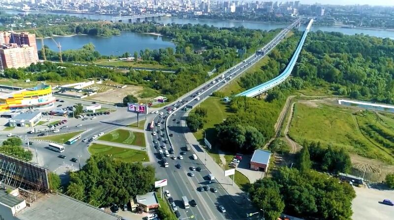 Файл:Октябрьский мост (Расцветай на Маркса).jpg