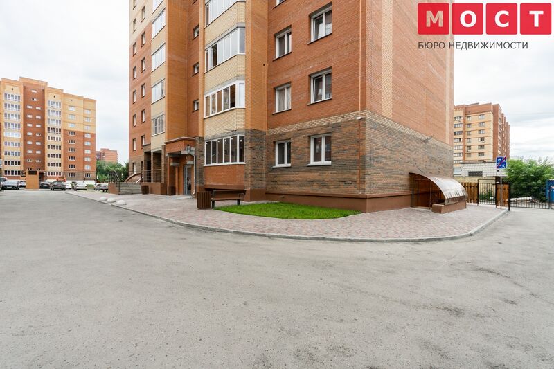 Файл:Серафимовича 6 МОСТ 3.jpg