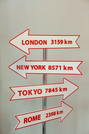 Лондон Экспресс 4 (Сибирский неон).jpg