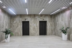 Вокзальная магистраль 16 4 этаж (лифты).jpg