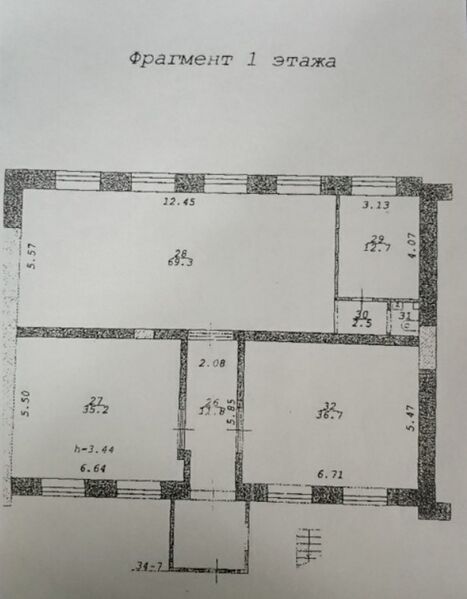 Файл:Петухова 35 (1 этаж).jpg