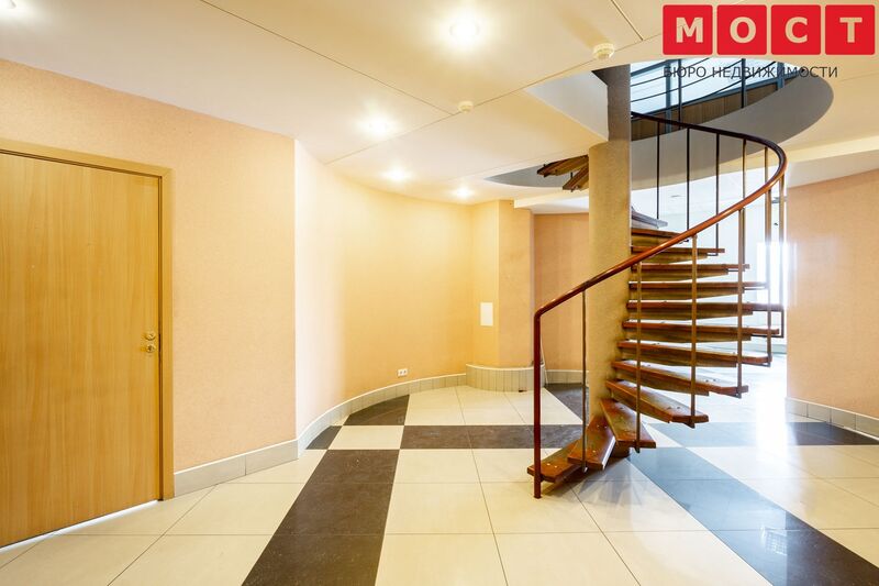 Файл:Орджоникидзе 40 офис 5730 МОСТ 2.jpg