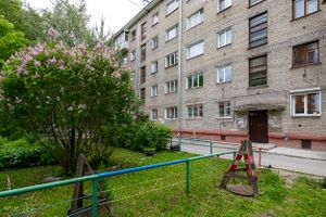 Блюхера 65 (лето).jpg