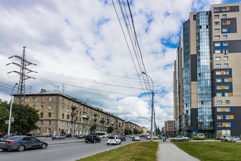 Файл:Дзержинского проспект 34-2 (2).jpg