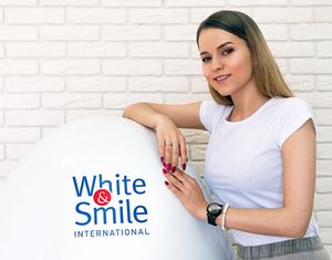 White&Smile 2.jpg