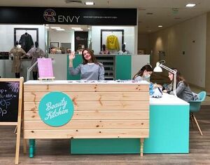 Beauty Kitchen 2.jpg