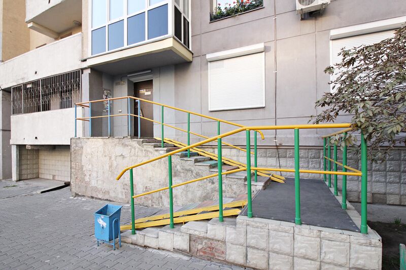 Файл:Кирова 27 (4).jpg