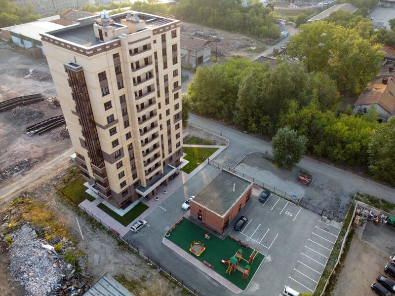 Файл:Красный проспект 165-2 (2).jpg