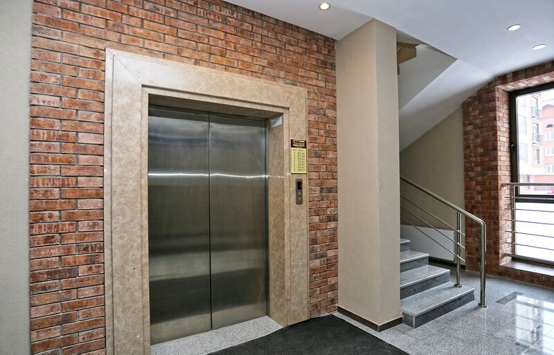 Файл:Урицкого 6 (13).jpg