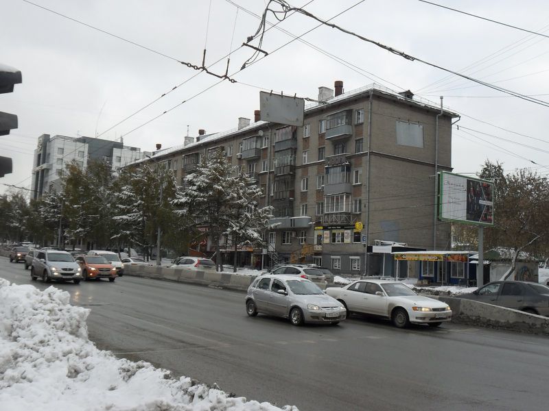 Файл:Димитрова проспект 12.jpg