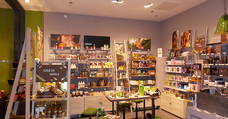 Файл:Yves Rocher 7.png