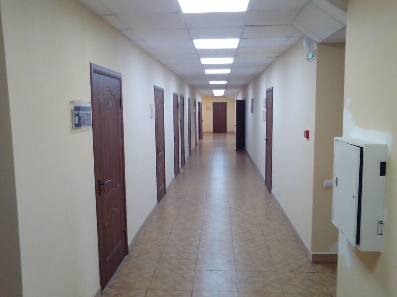 Файл:Красный проспект 17 (4 этаж).jpg