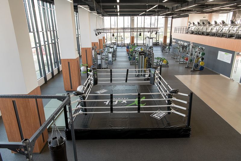 Файл:X-Fit 2(Кирова 23).jpg