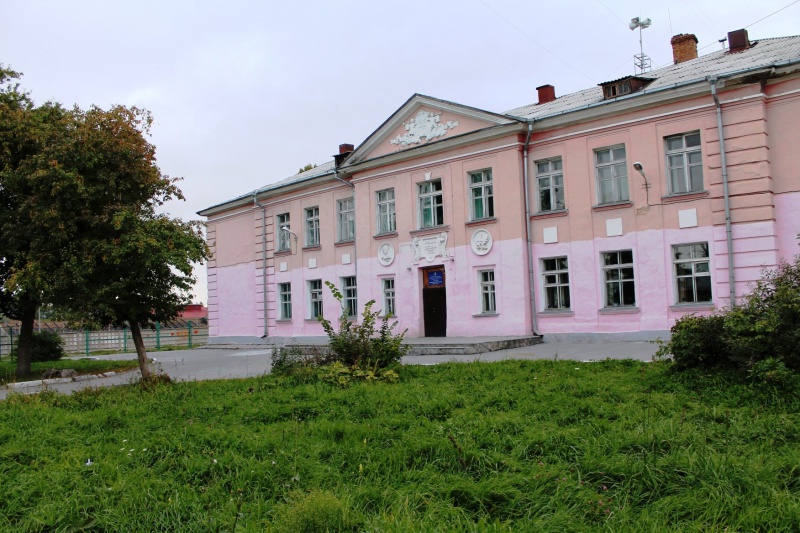 Файл:Школа №52.jpg