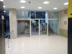 Станционная 30а 1 этаж (лестница).jpg