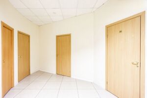 Орджоникидзе 40 офис 6801 7.jpg