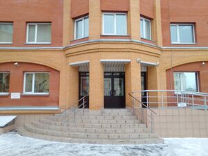 Крашенинникова 3-й переулок 3-1 (вход).jpg