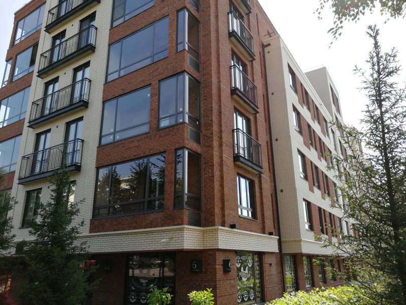 Файл:Урицкого 6.jpg