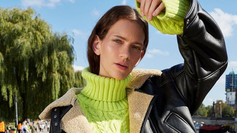 Файл:МЕГА Lime.jpg