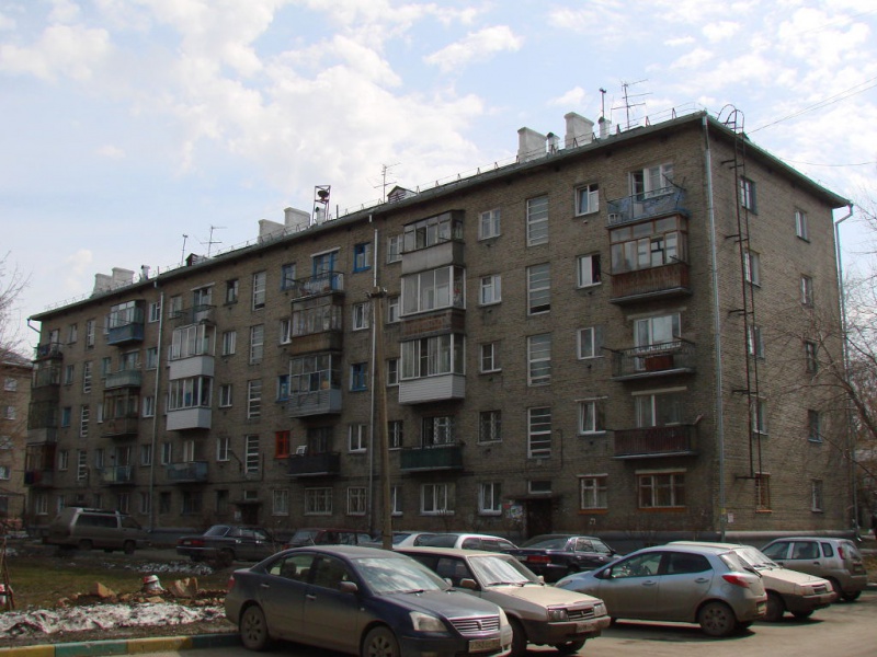 Файл:Авиастроителей 1-2.jpg