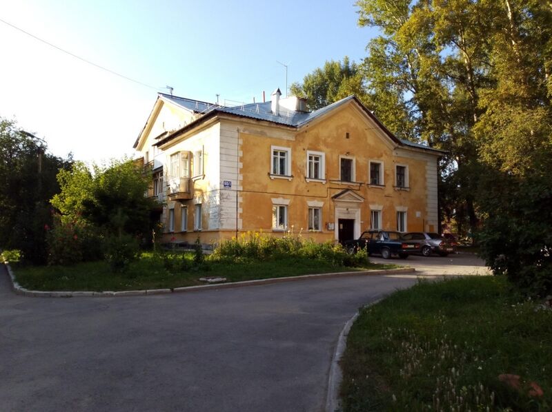 Файл:Богдана Хмельницкого 60-1.jpg