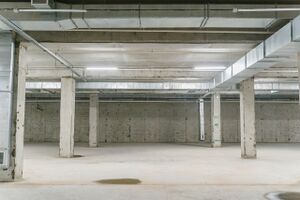 Королёва 1а (парковка).jpg