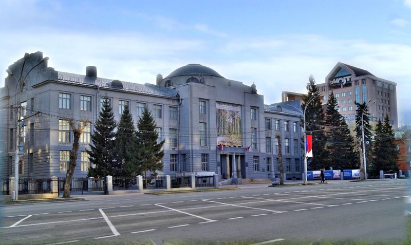 Файл:Красный проспект 5.jpg