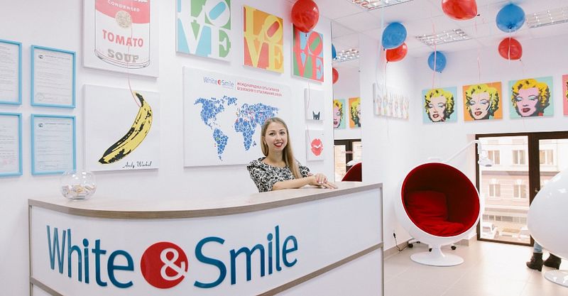 Файл:White&Smile 1.jpg